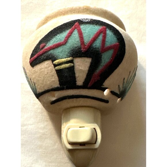 Southwest Native American Bear Night Light Sandpainting Pottery Artist Signed - Picture 2 of 7